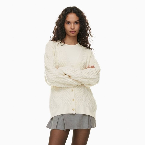 Aritzia Sweaters - Aritzia SUNDAY BEST Cardigan in XS
